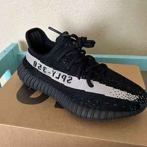 SOLD Yeezy Boost 350